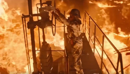 真正的消防英雄炼油厂爆炸时广东消防队员赤手空拳进入火灾现场关闭阀门转了6000圈
