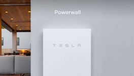 特斯拉马斯克：太阳能电池板将与 Powerwall 电池捆绑销售